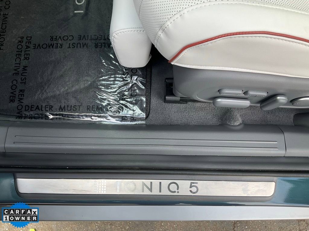 Used 2024 Hyundai Ioniq 5 Limited image 17