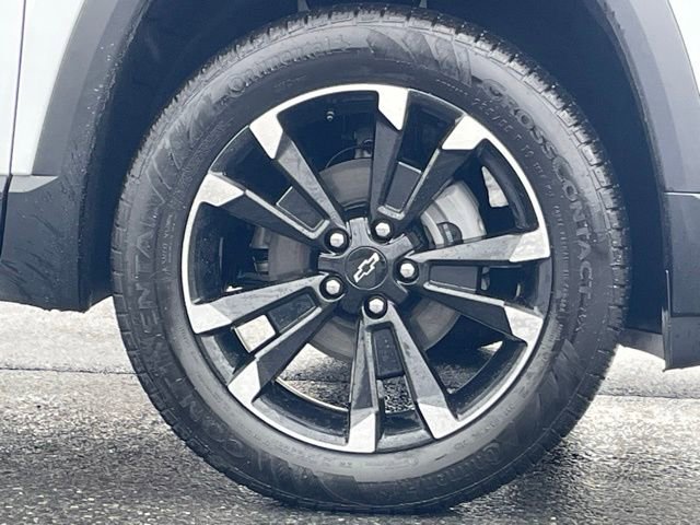 New 2026 Chevrolet Equinox RS w/ LPO, Floor Liner Package image 18