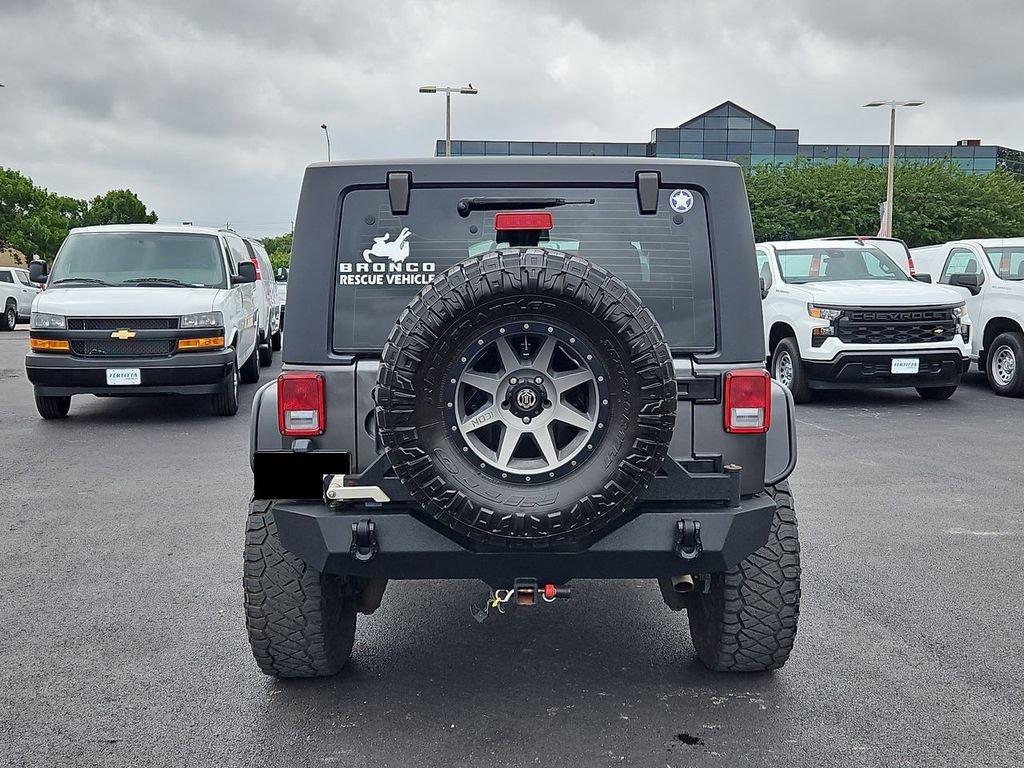 Used 2018 Jeep Wrangler Rubicon w/ Power Convenience Group AWD/4WD image 5