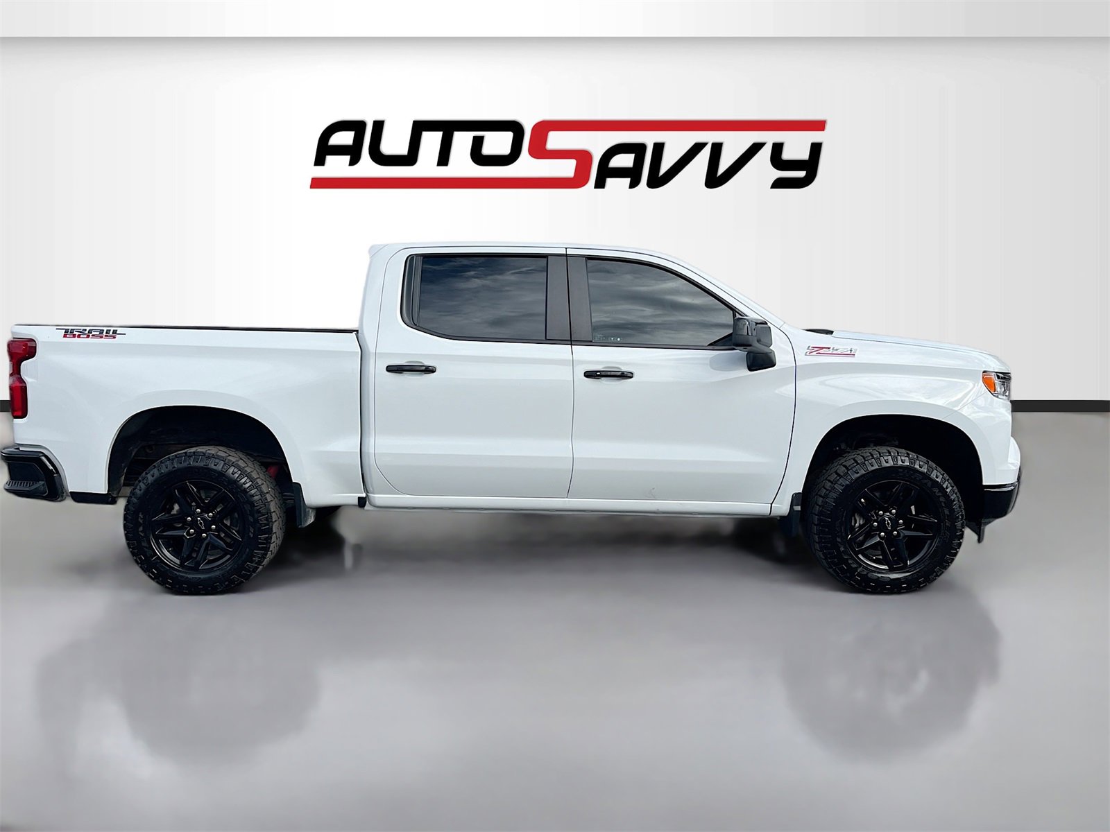 Used 2024 Chevrolet Silverado 1500 LT Trail Boss w/ Protection Package image 8
