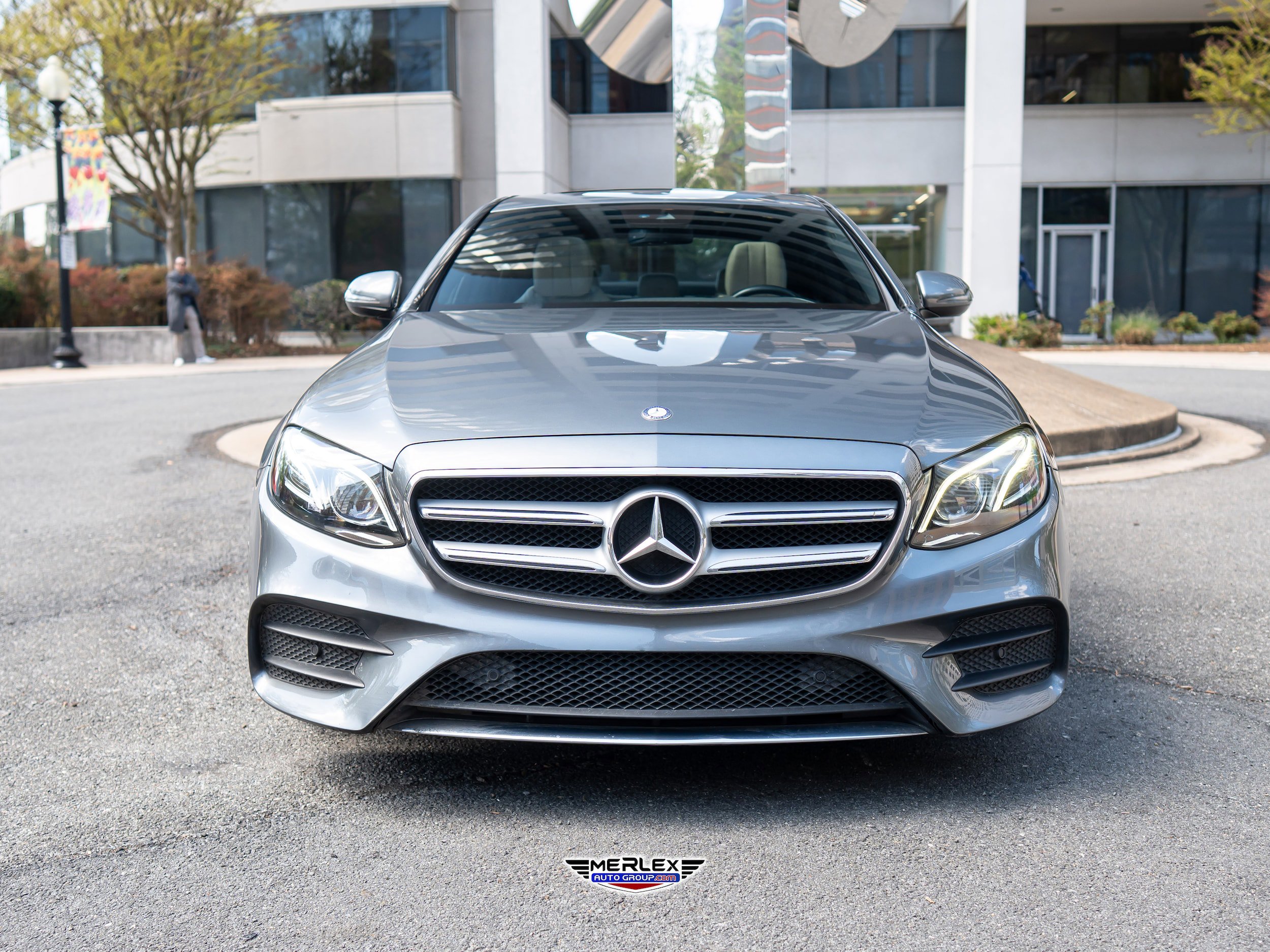 Used 2017 Mercedes-Benz E 300 image 2