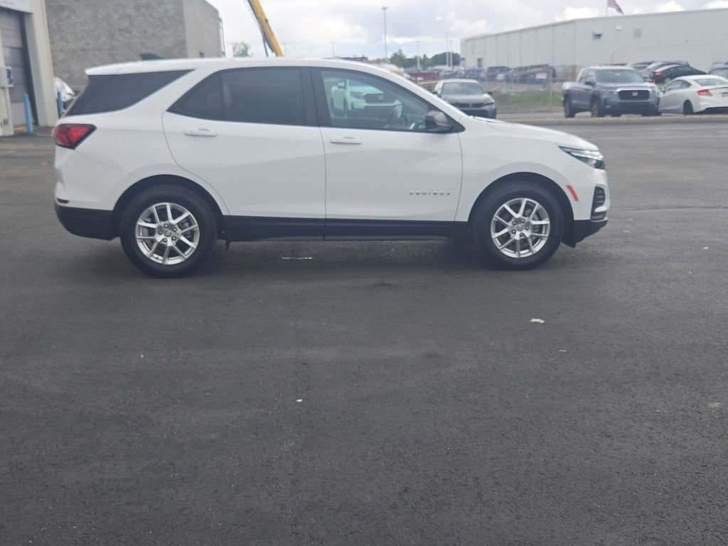 Used 2024 Chevrolet Equinox LS FWD image 8