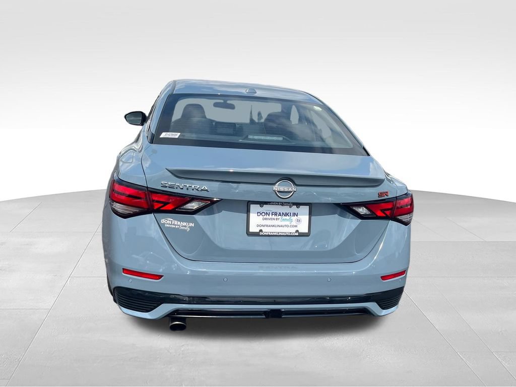 Used 2025 Nissan Sentra SR FWD image 4
