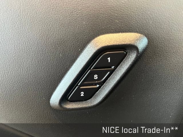 Used 2022 Dodge Challenger R/T Scat Pack RWD image 17