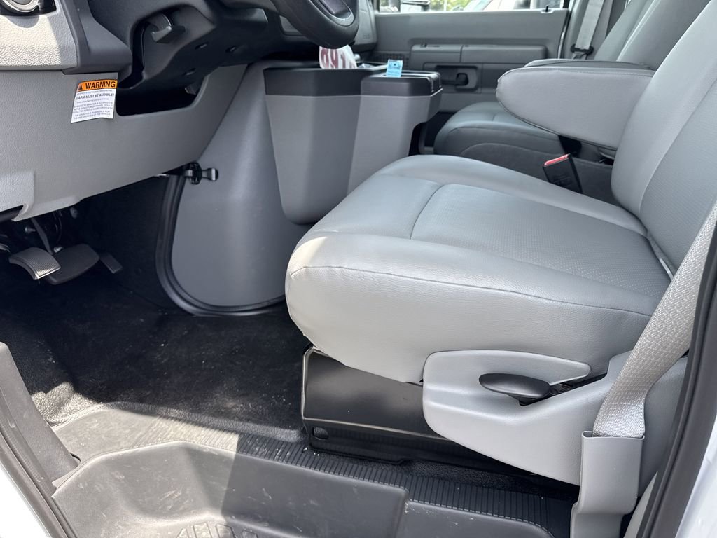 New 2025 Ford E-350 and Econoline 350 Super Duty w/ Power Equipment Group RWD image 21