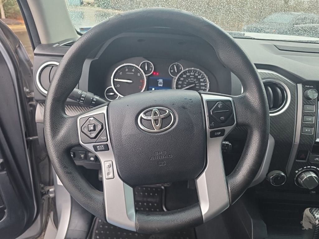 Used 2015 Toyota Tundra SR5 w/ SR5 Upgrade Package image 24