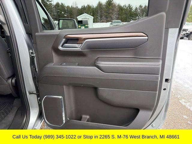 Used 2025 Chevrolet Silverado 1500 LT image 37