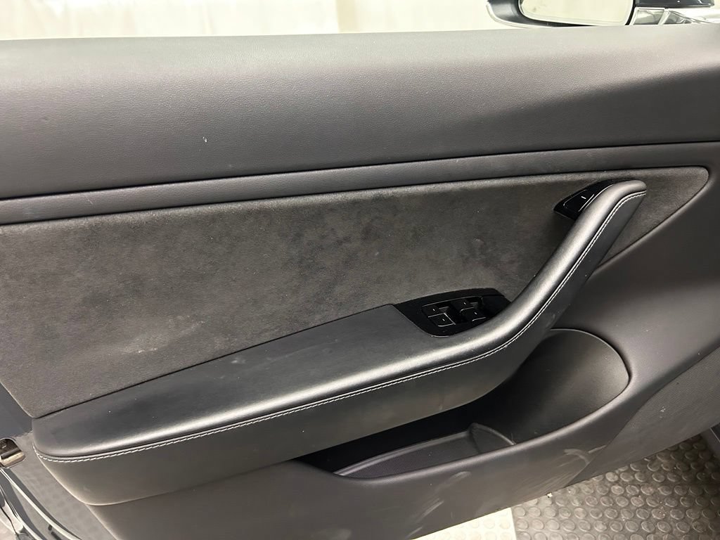Used 2019 Tesla Model 3 Performance AWD/4WD image 10