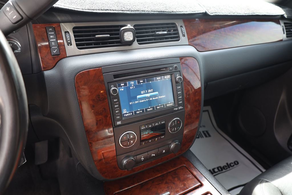 Used 2011 Chevrolet Suburban LTZ AWD/4WD image 15