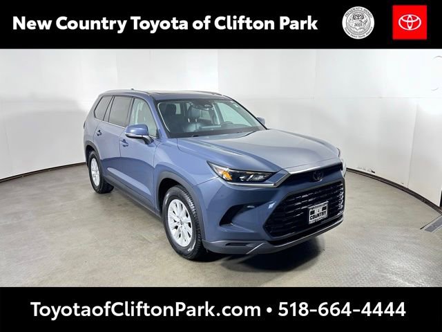 Used 2024 Toyota Grand Highlander XLE AWD/4WD image 1
