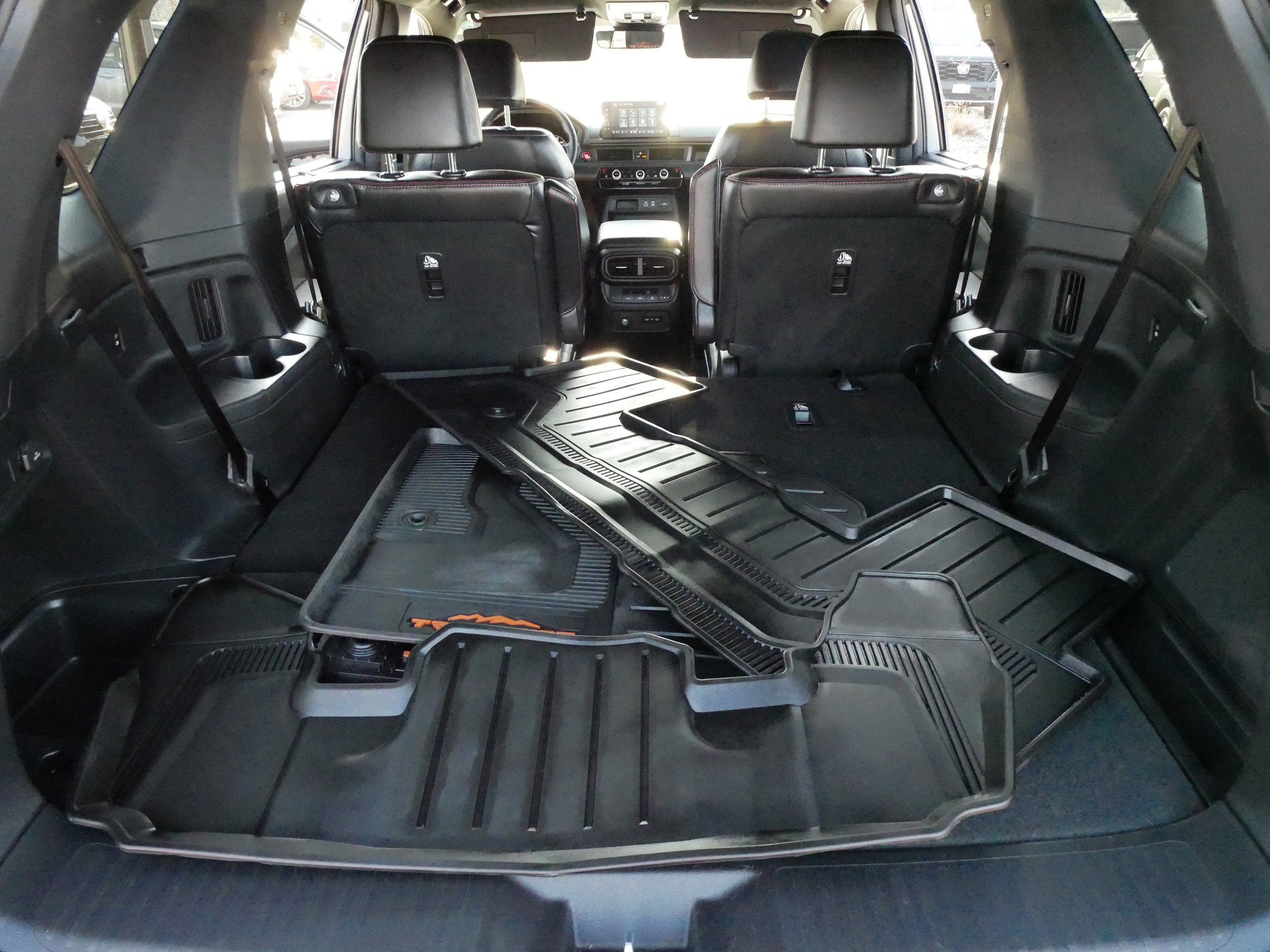 Certified 2025 Honda Pilot TrailSport image 18