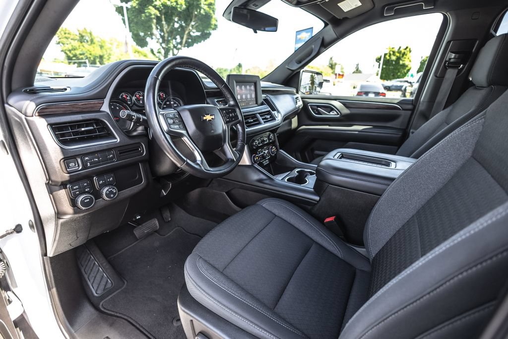 Used 2022 Chevrolet Suburban LS AWD/4WD image 18