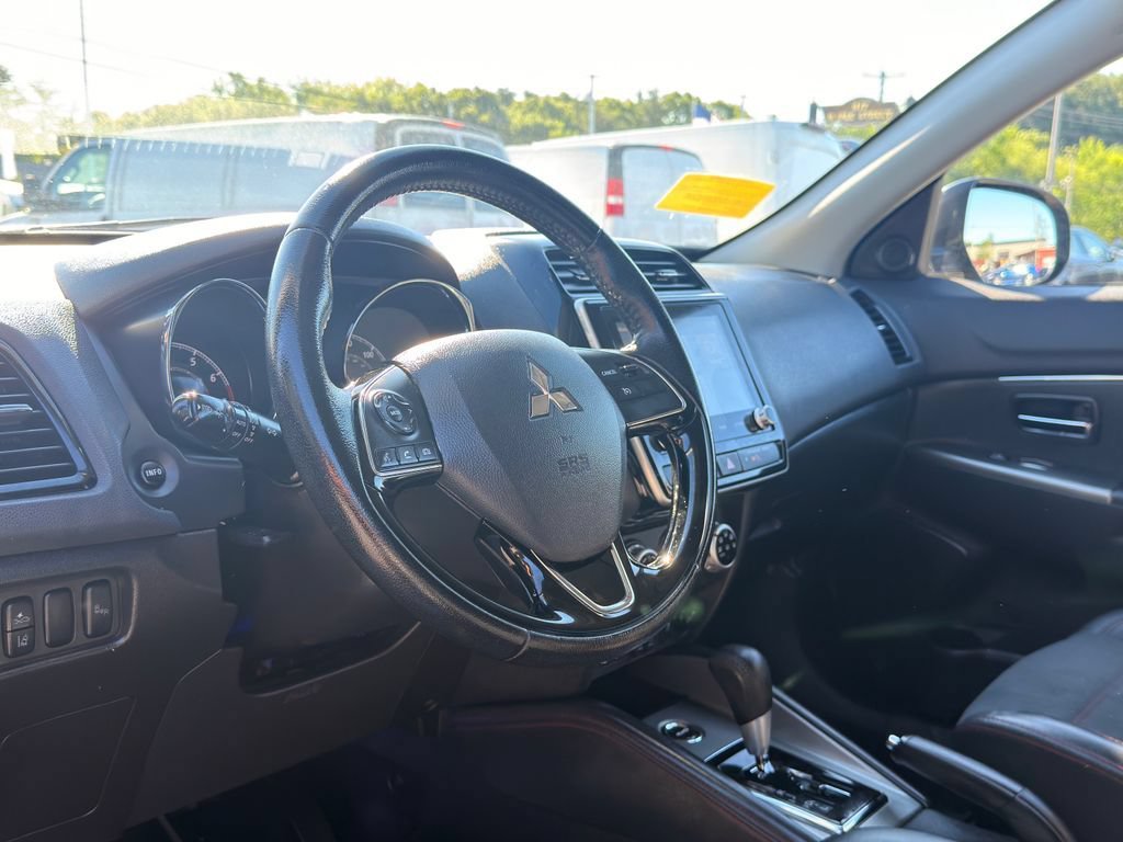 Used 2023 Mitsubishi Outlander Sport SE AWD/4WD image 25