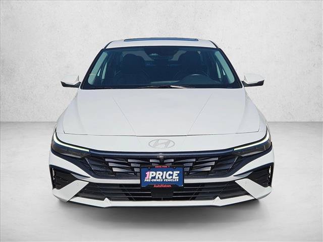 Used 2024 Hyundai Elantra Limited FWD image 2