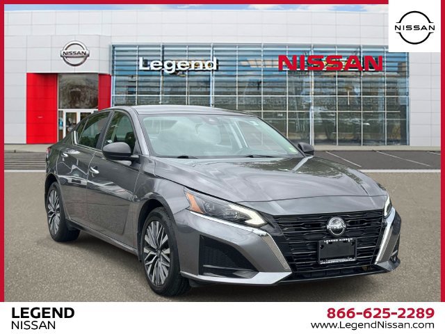 Used 2024 Nissan Altima 2.5 SV AWD/4WD image 1