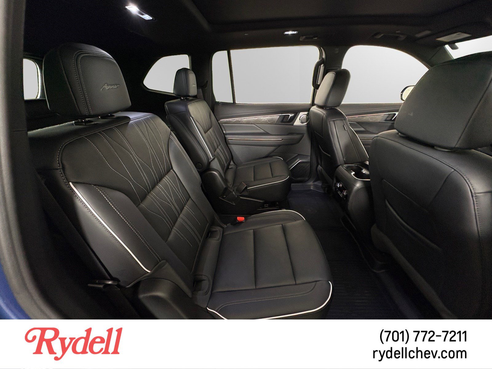 Used 2026 Buick Enclave Avenir w/ Super Cruise Package image 17