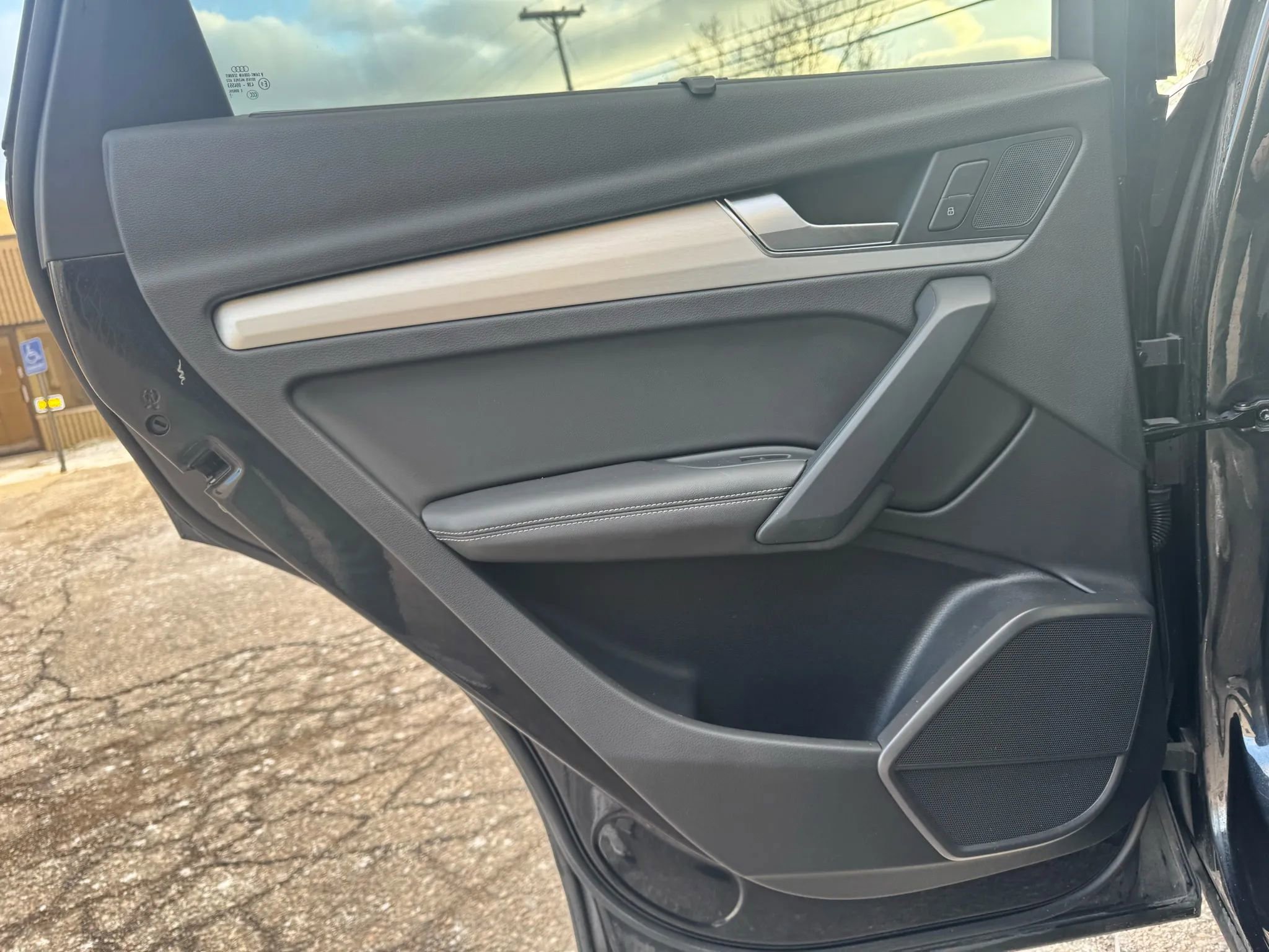 Used 2018 Audi SQ5 Premium Plus AWD/4WD image 40