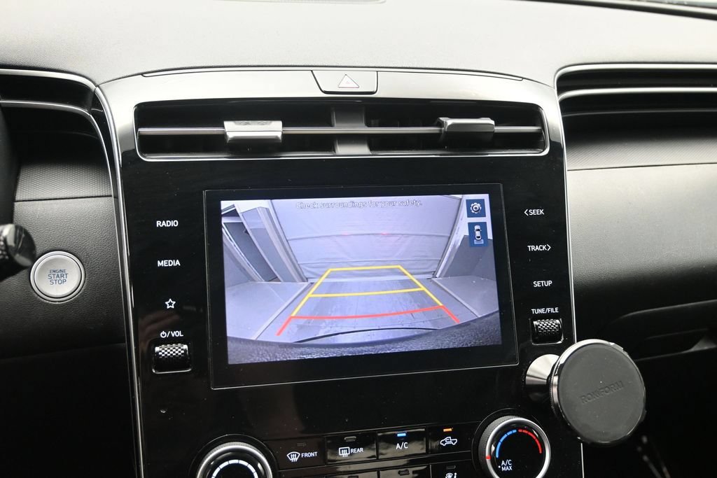 Used 2022 Hyundai Santa Cruz SEL AWD/4WD image 16