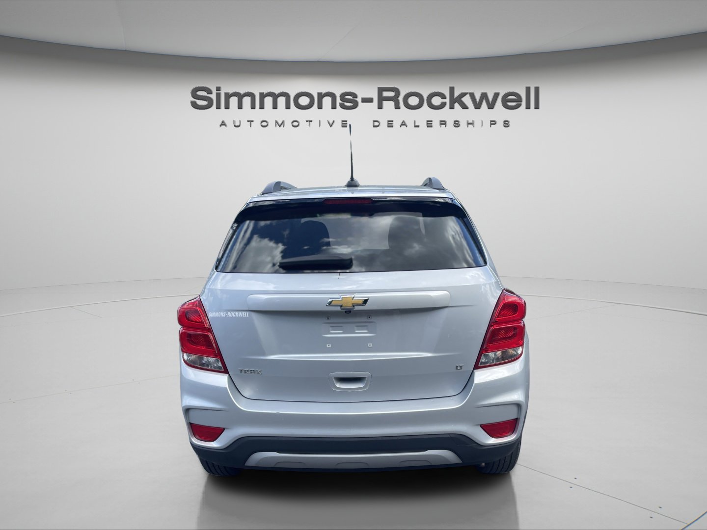 Used 2020 Chevrolet Trax LT w/ LT Convenience Package image 6