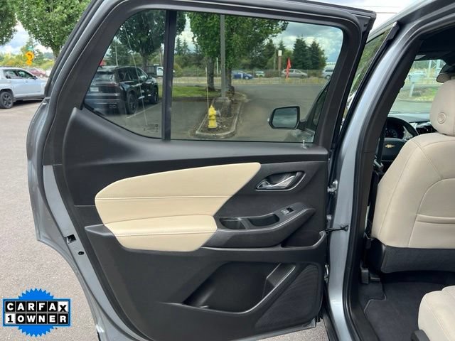 Used 2023 Chevrolet Traverse LT w/ LPO, Cargo Package AWD/4WD image 11