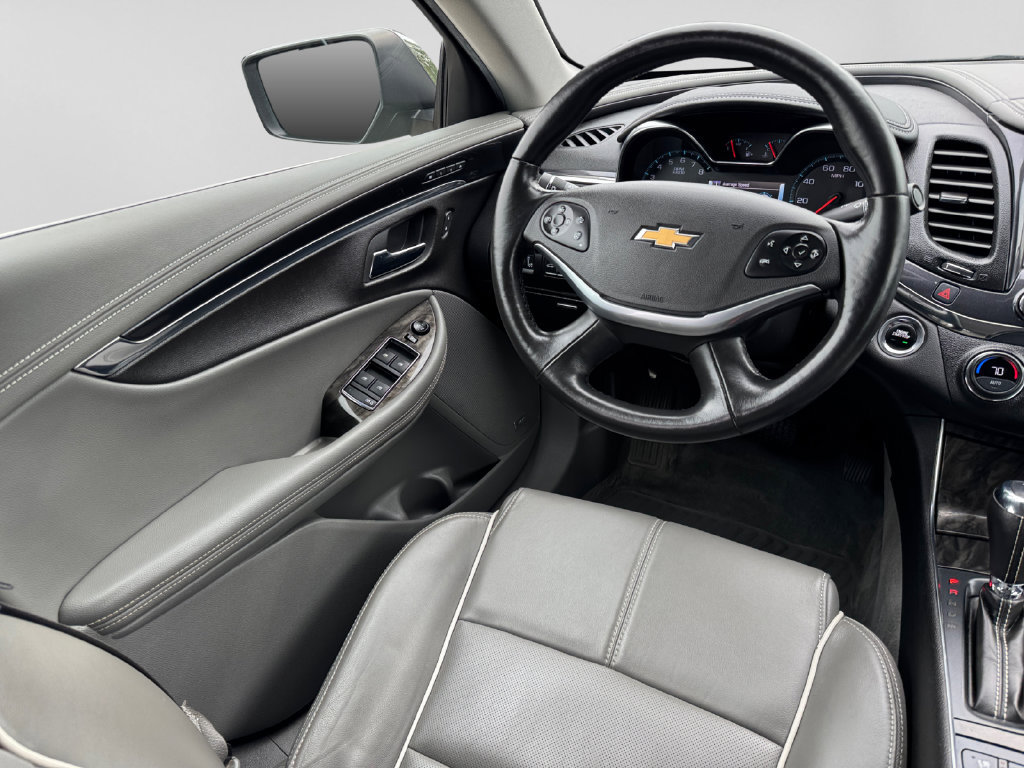 Used 2015 Chevrolet Impala LTZ FWD image 19