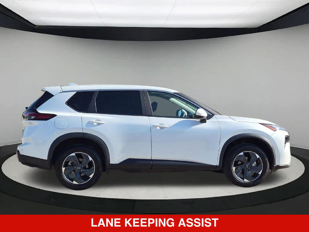 Used 2024 Nissan Rogue SV AWD/4WD image 7
