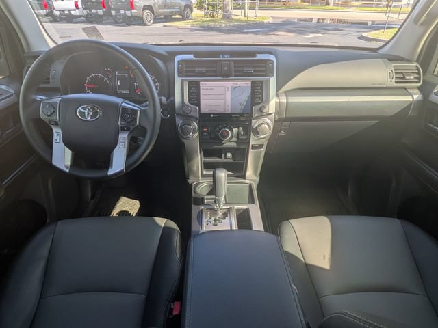 Used 2022 Toyota 4Runner SR5 Premium w/ Moonroof Package RWD image 15