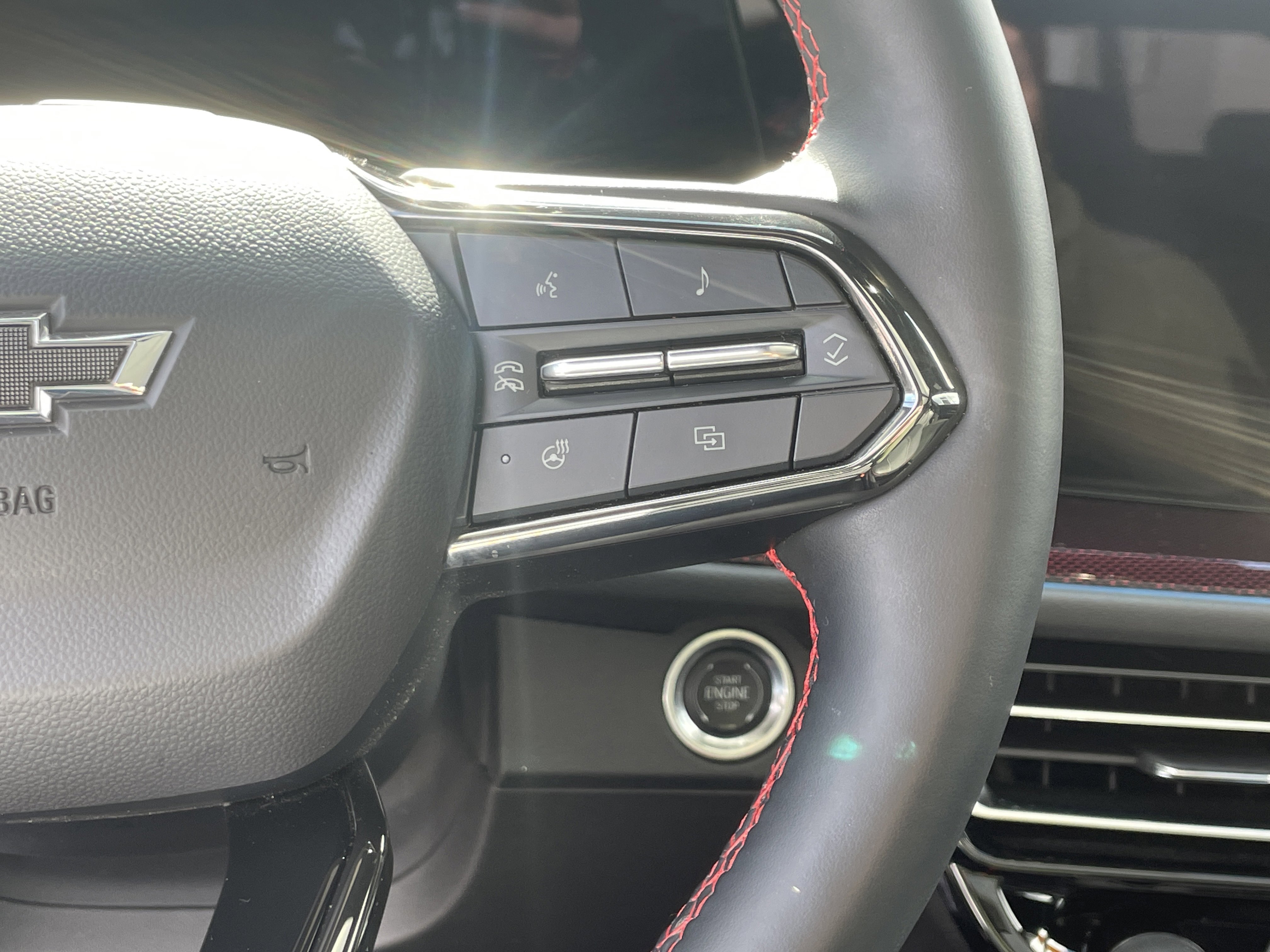 Used 2024 Chevrolet Traverse RS w/ LPO, Floor Liner Package image 20