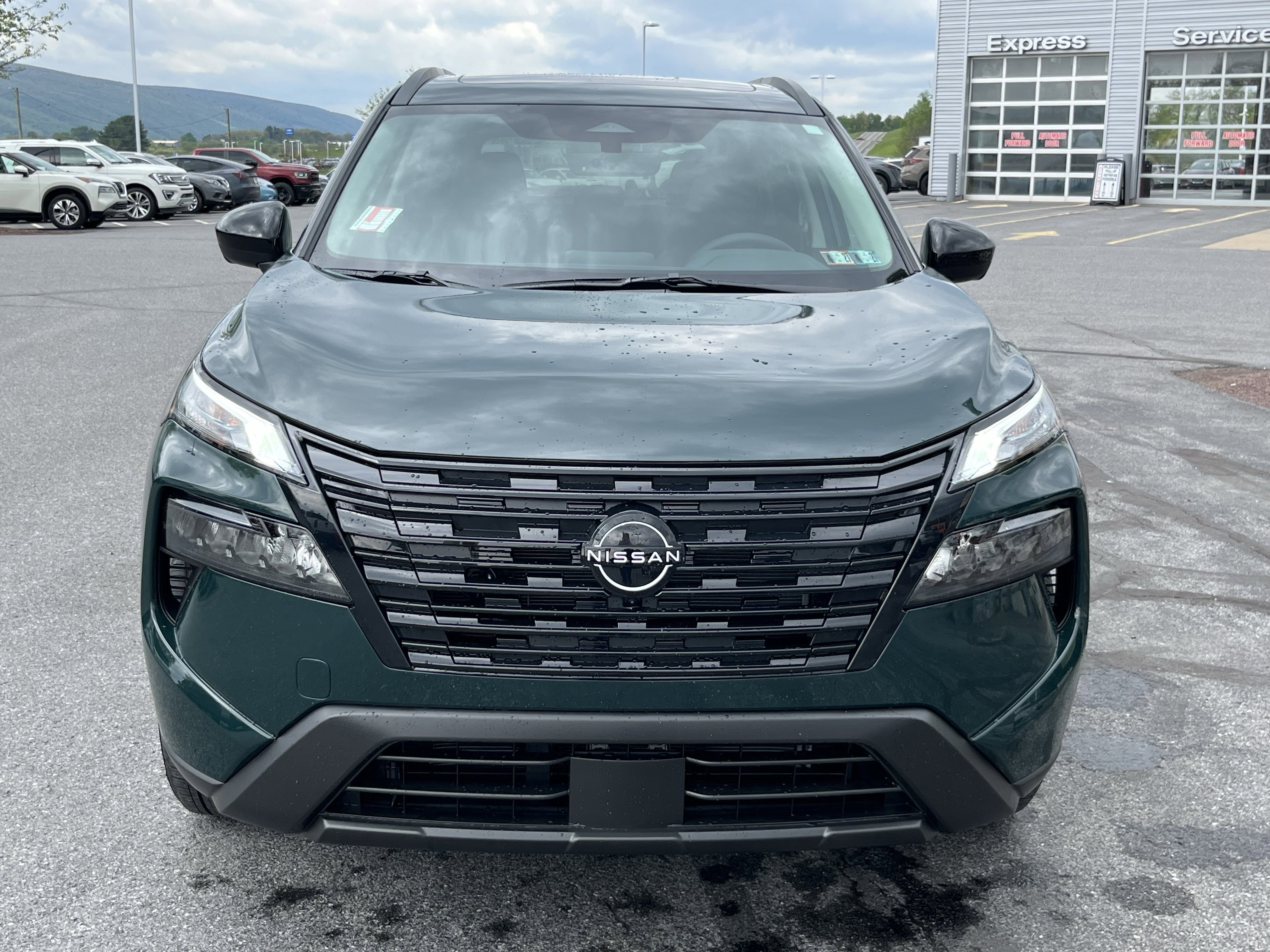 New 2026 Nissan Rogue SV AWD/4WD image 12