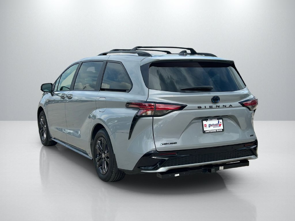 Certified 2025 Toyota Sienna XSE w/ XSE Premium Package AWD/4WD image 7