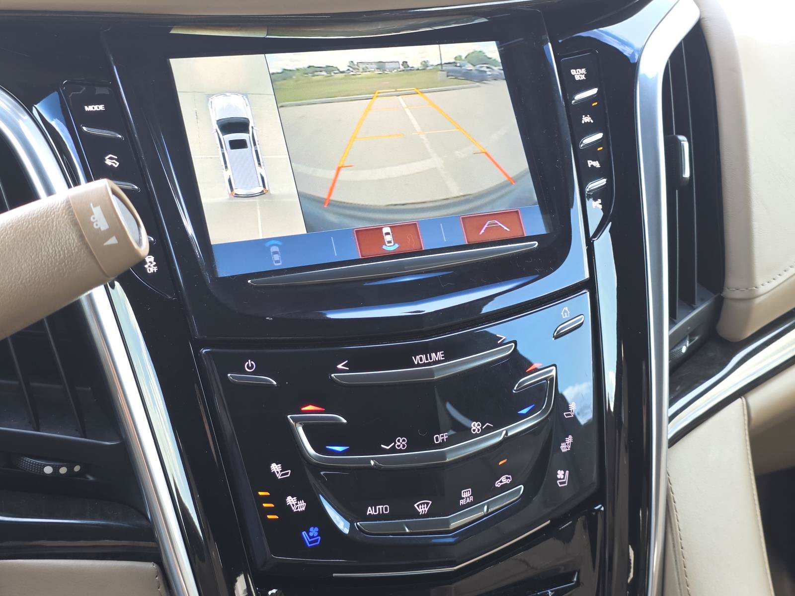 Used 2020 Cadillac Escalade ESV Platinum AWD/4WD image 33