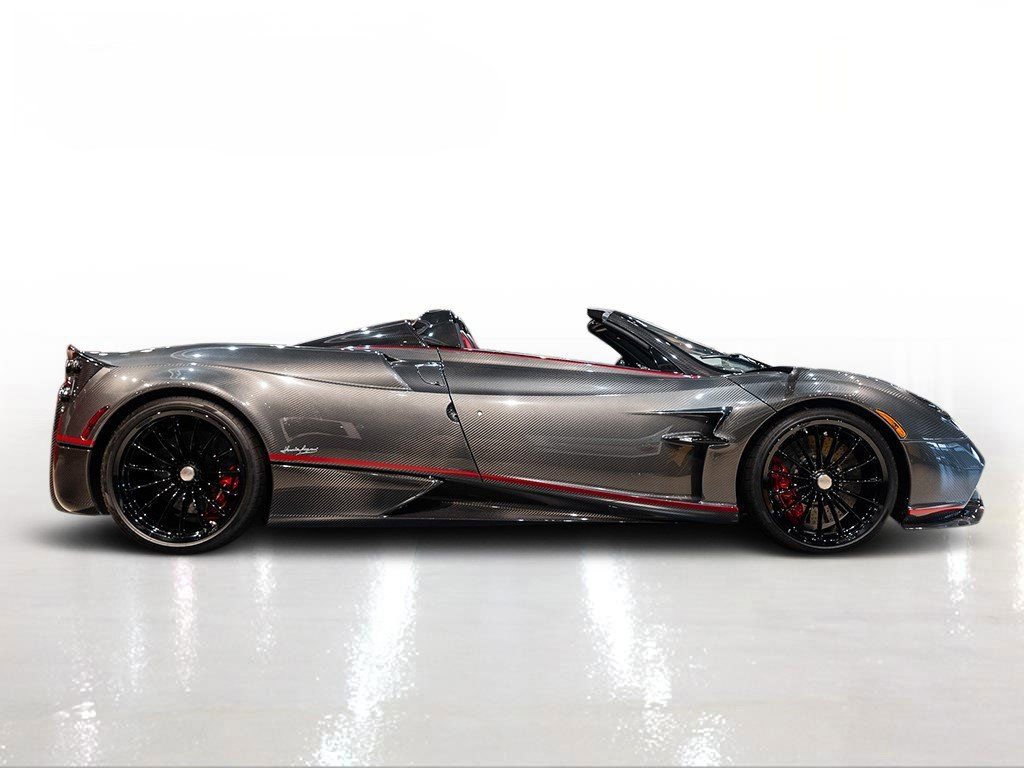 Used 2017 Pagani Huayra image 9