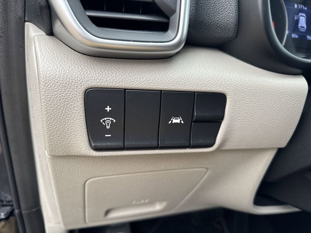 Used 2021 Kia Sportage LX image 16