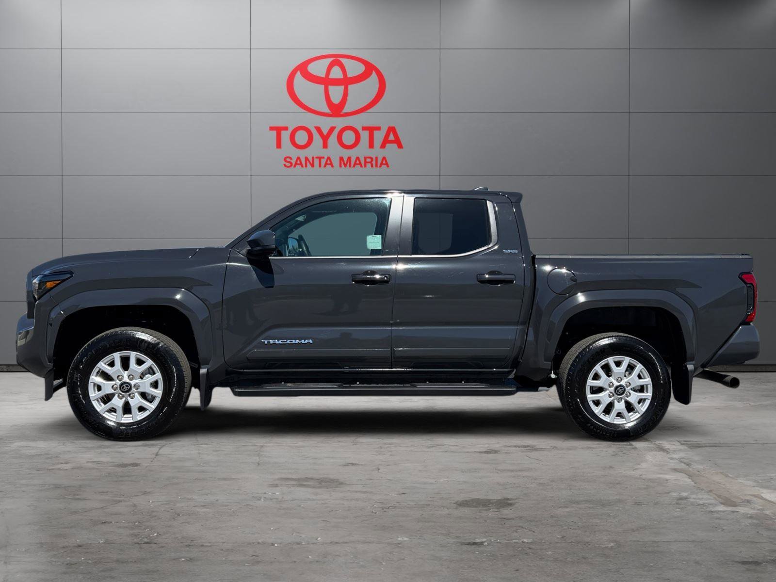 Certified 2025 Toyota Tacoma SR5 AWD/4WD image 20