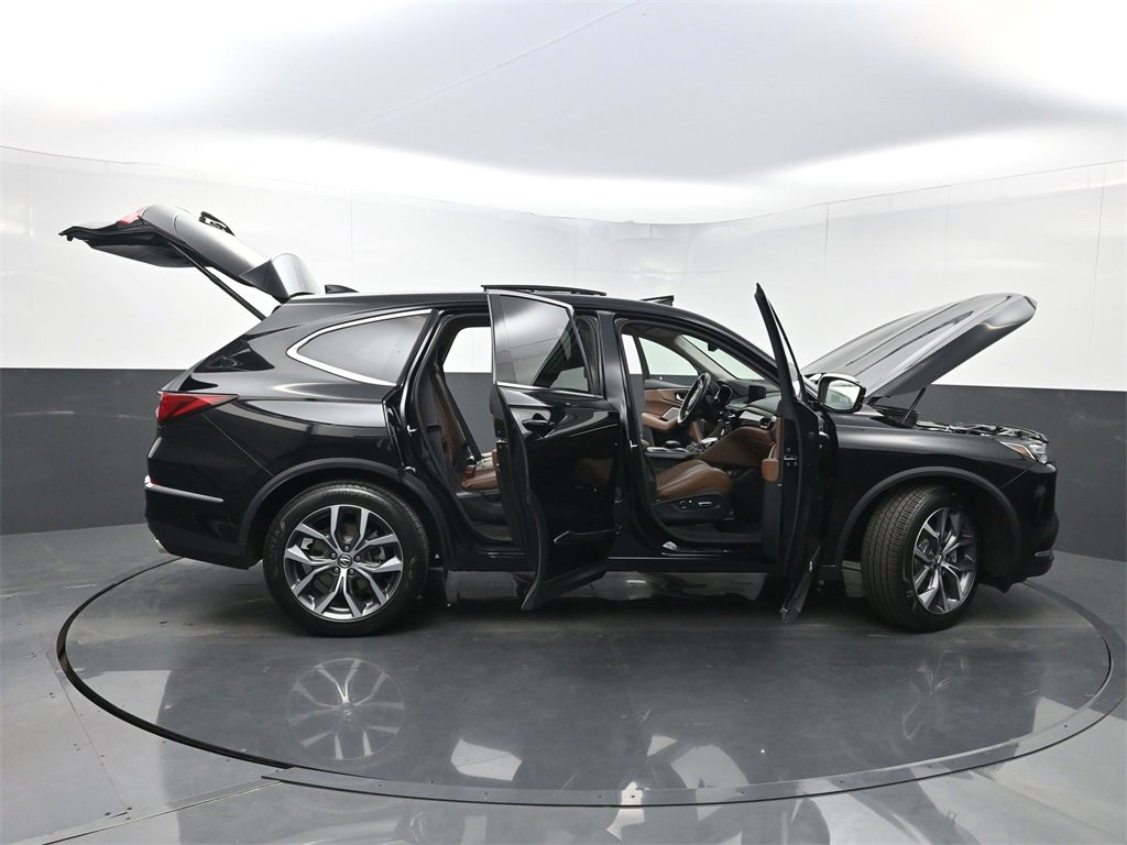Used 2024 Acura MDX SH-AWD w/ Technology Package image 41