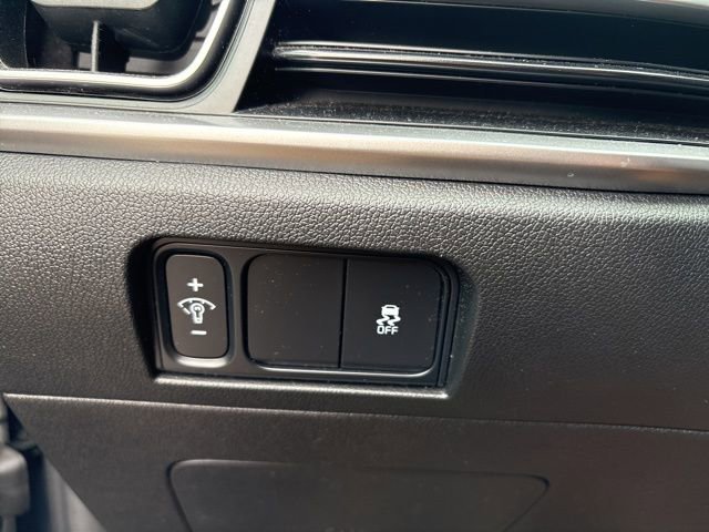 Certified 2024 Kia Sorento S w/ Panoramic Sunroof Package image 21