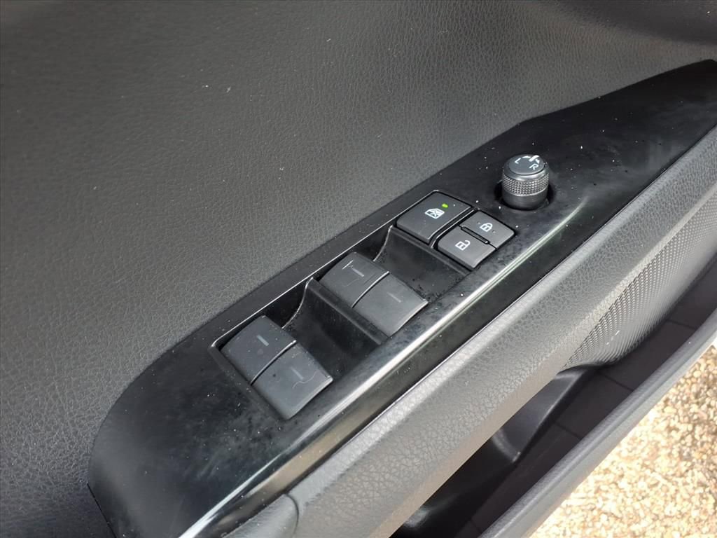 Certified 2025 Toyota Camry SE image 17