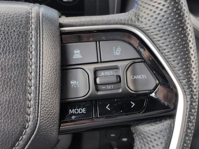 Certified 2024 Toyota Sequoia Platinum AWD/4WD image 26