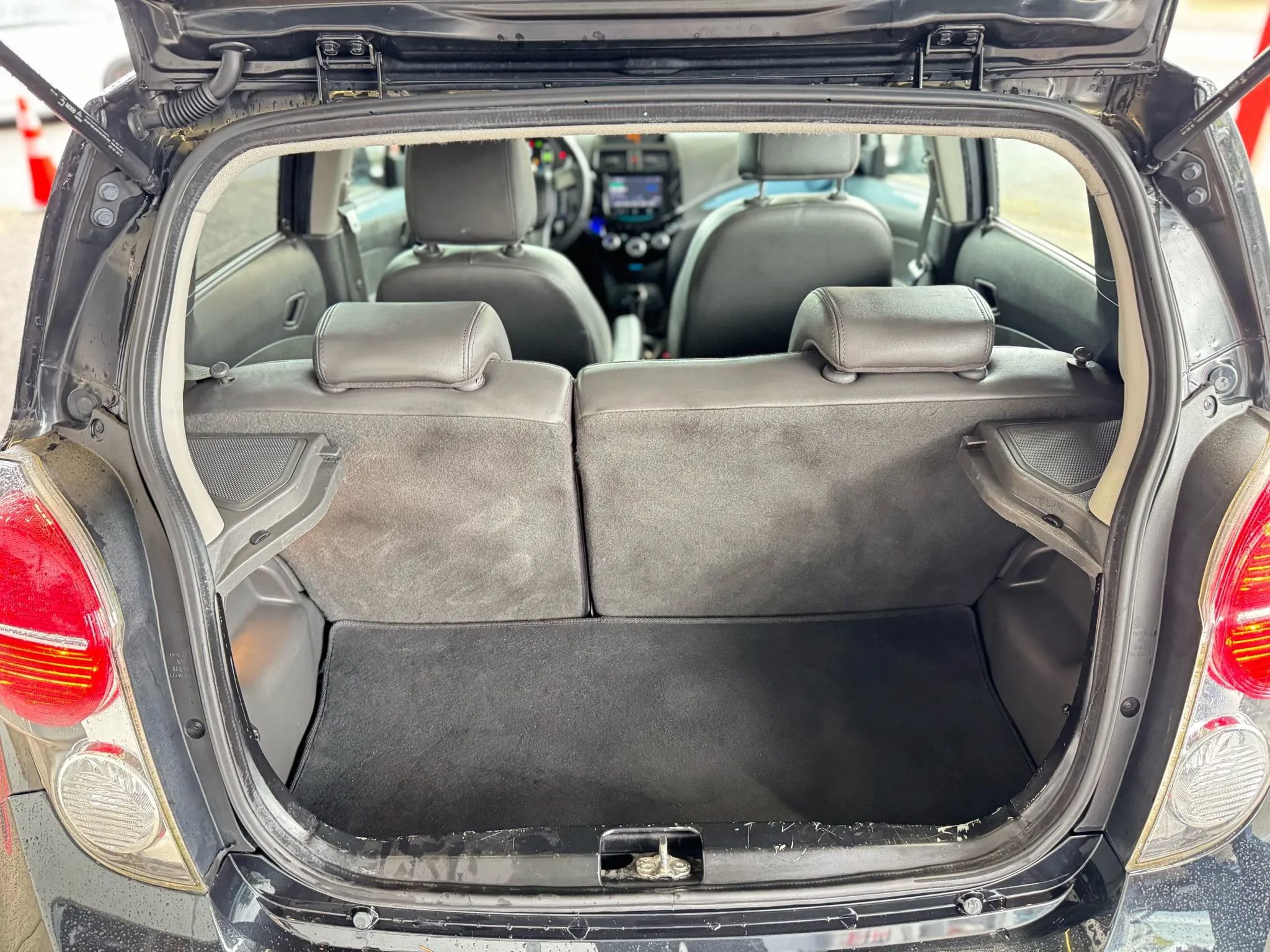 Used 2014 Chevrolet Spark LT image 11