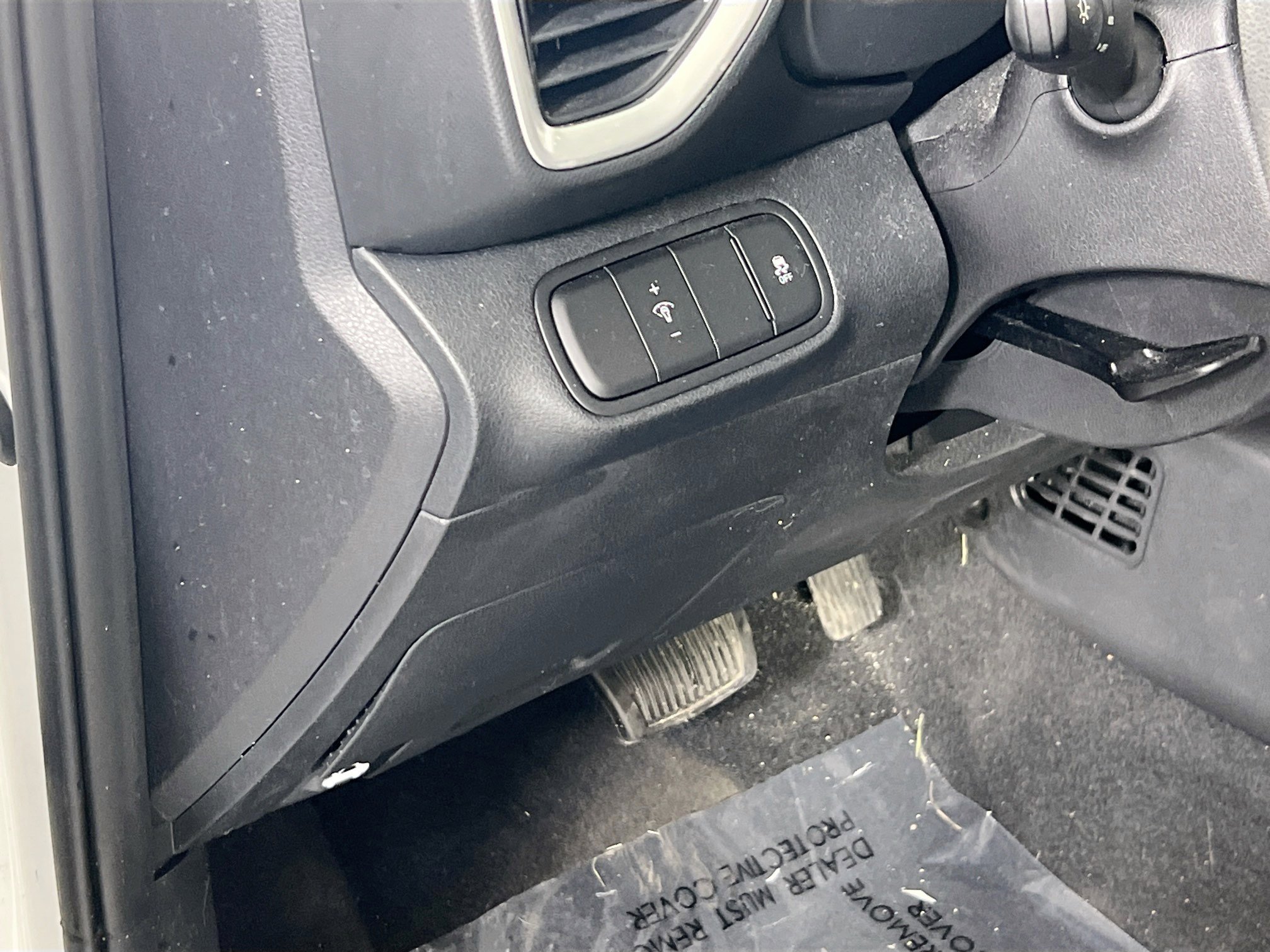 Used 2024 Hyundai Venue SE FWD image 10