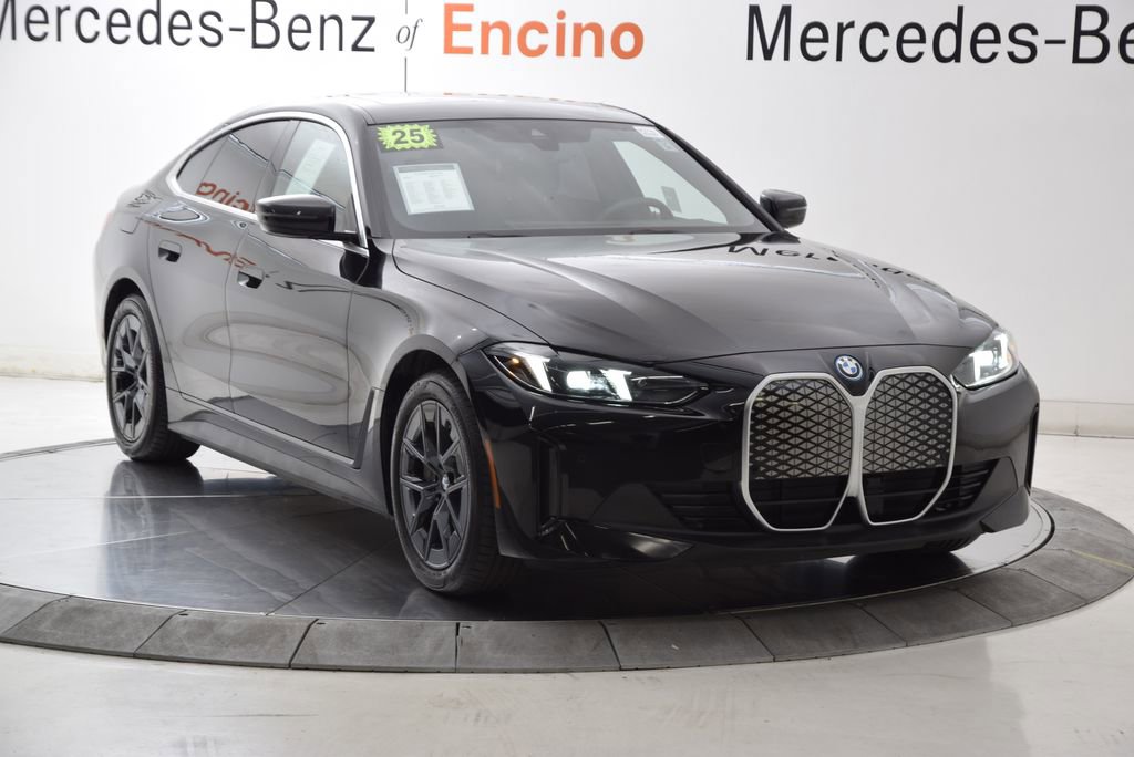 Used 2025 BMW i4 eDrive40 RWD image 8
