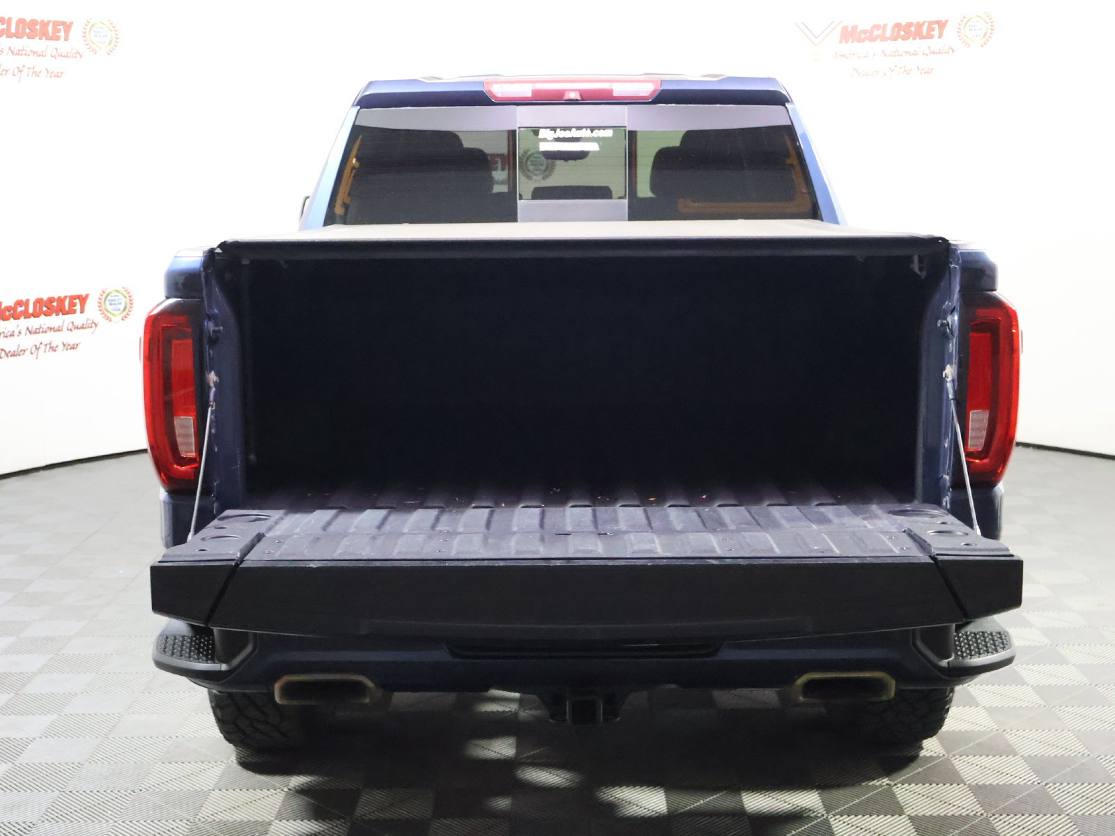 Used 2019 GMC Sierra 1500 AT4 w/ AT4 Premium Package AWD/4WD image 10