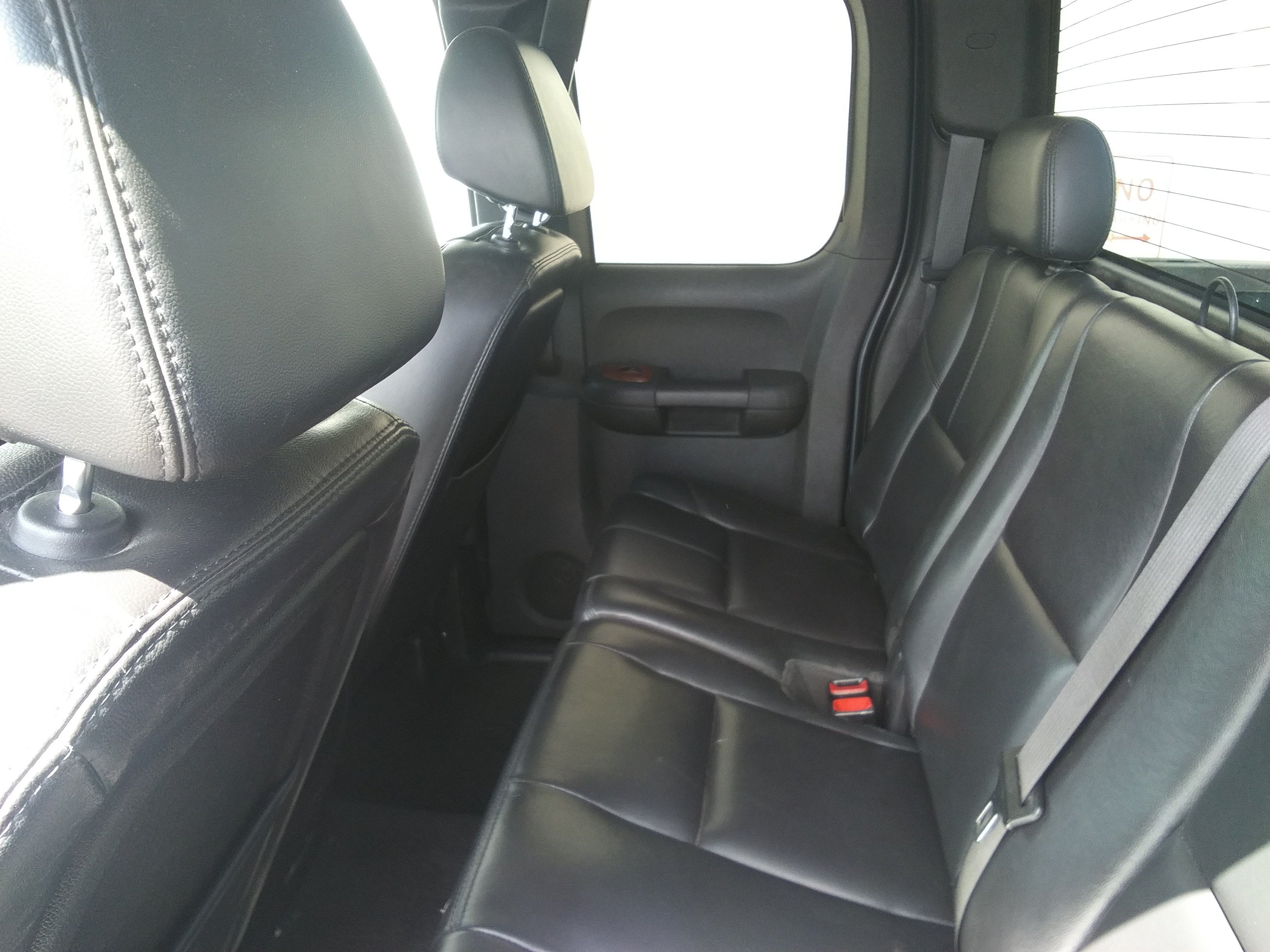 Used 2007 GMC Sierra 1500 SLT w/ SLE/SLT Trailering Package AWD/4WD image 9