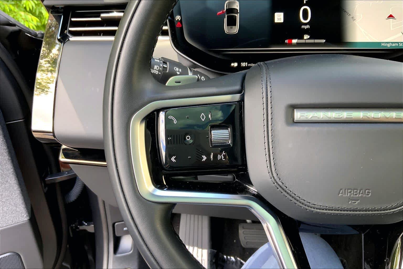 Used 2023 Land Rover Range Rover Sport SE AWD/4WD image 23