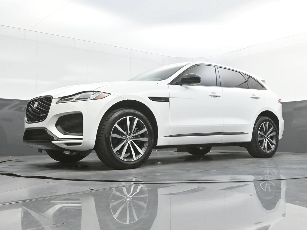Certified 2024 Jaguar F-PACE R-Dynamic S AWD/4WD image 37