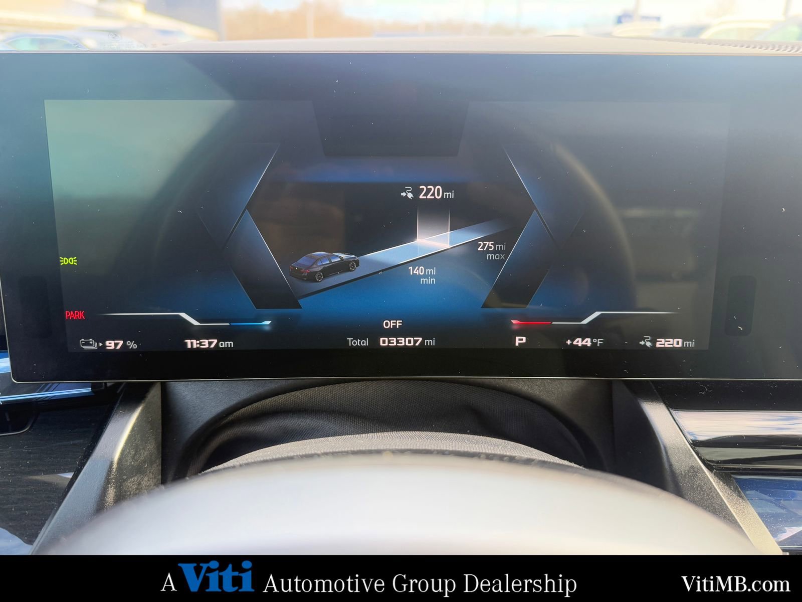 Used 2025 BMW i5 M60 w/ Executive Package image 33