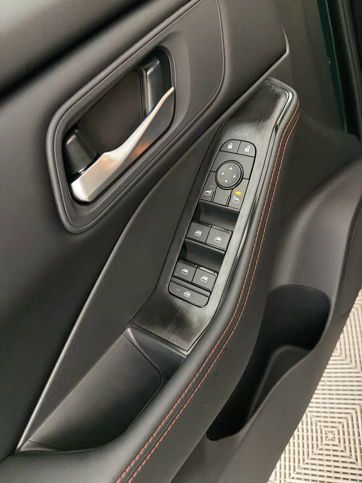 New 2026 Nissan Rogue SV image 24