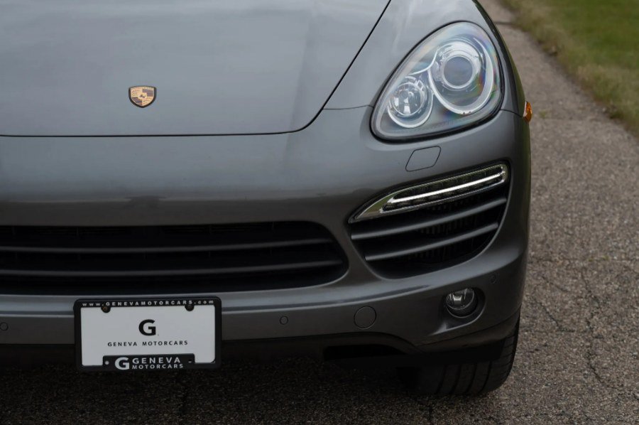 Used 2013 Porsche Cayenne Diesel AWD/4WD image 21