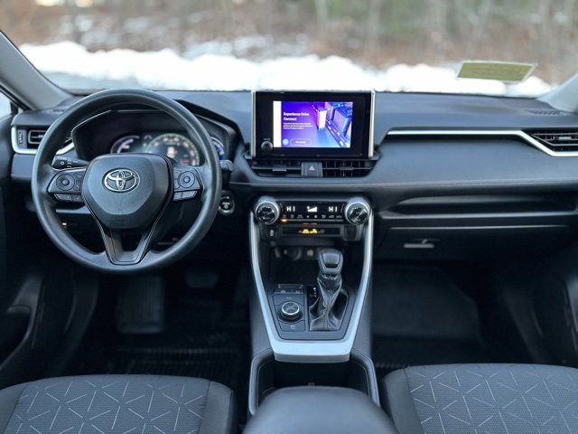 Used 2024 Toyota RAV4 XLE image 24