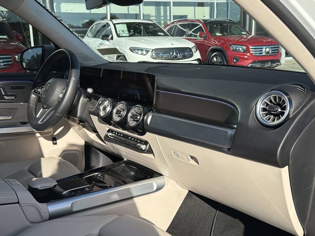 Certified 2022 Mercedes-Benz GLB 250 image 25